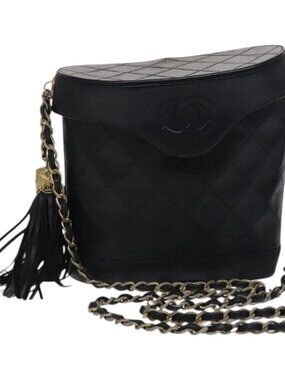 CHANEL Matelasse Chain Shoulder Bag Lamb Skin Black CC Auth bs23838